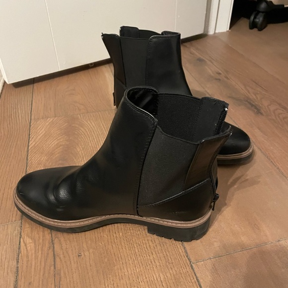 Espirit Sam Chelsea Black Ankle Boots - Picture 14 of 16